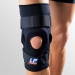 Estabilizador de rodilla con varillas y almohadilla en herradura LPS-720 MARCA -  Lp Support