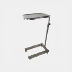 Mesa de mayo fabricada en acero inoxidable con charola BAM-330 MARCA -