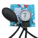 Baumanómetro aneroide pediátrico color negro MES-HS-20C MARCA -  MedStar